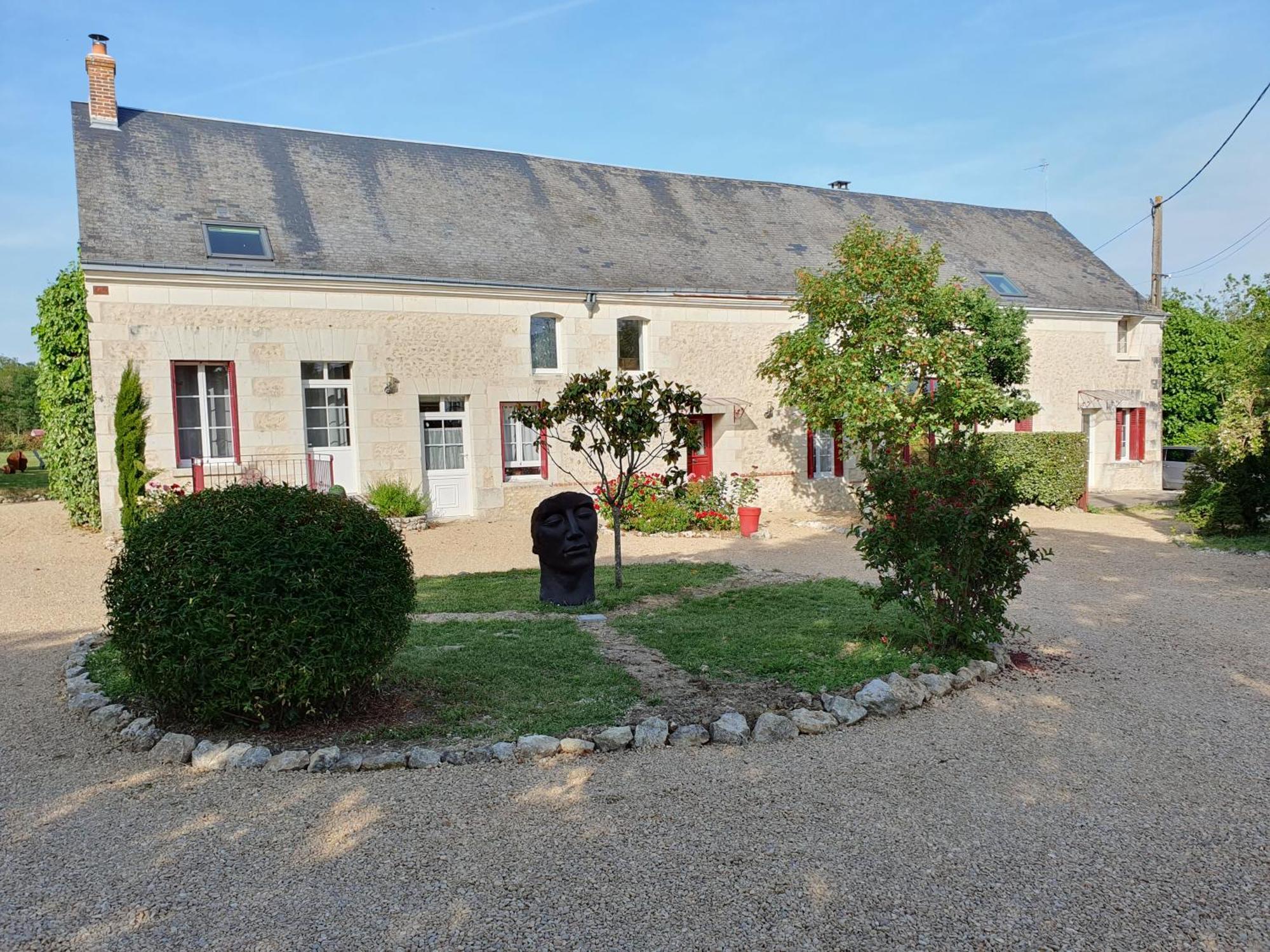 Bed and Breakfast Au Domaine Du Bois Joubert à Luzillé Extérieur photo